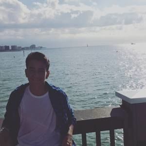 Meet your Posher, Daniel